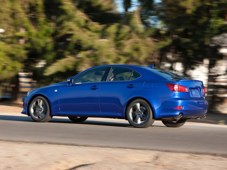  Lexus IS350 F-Sport 2010 года  (фото 4 из 14)